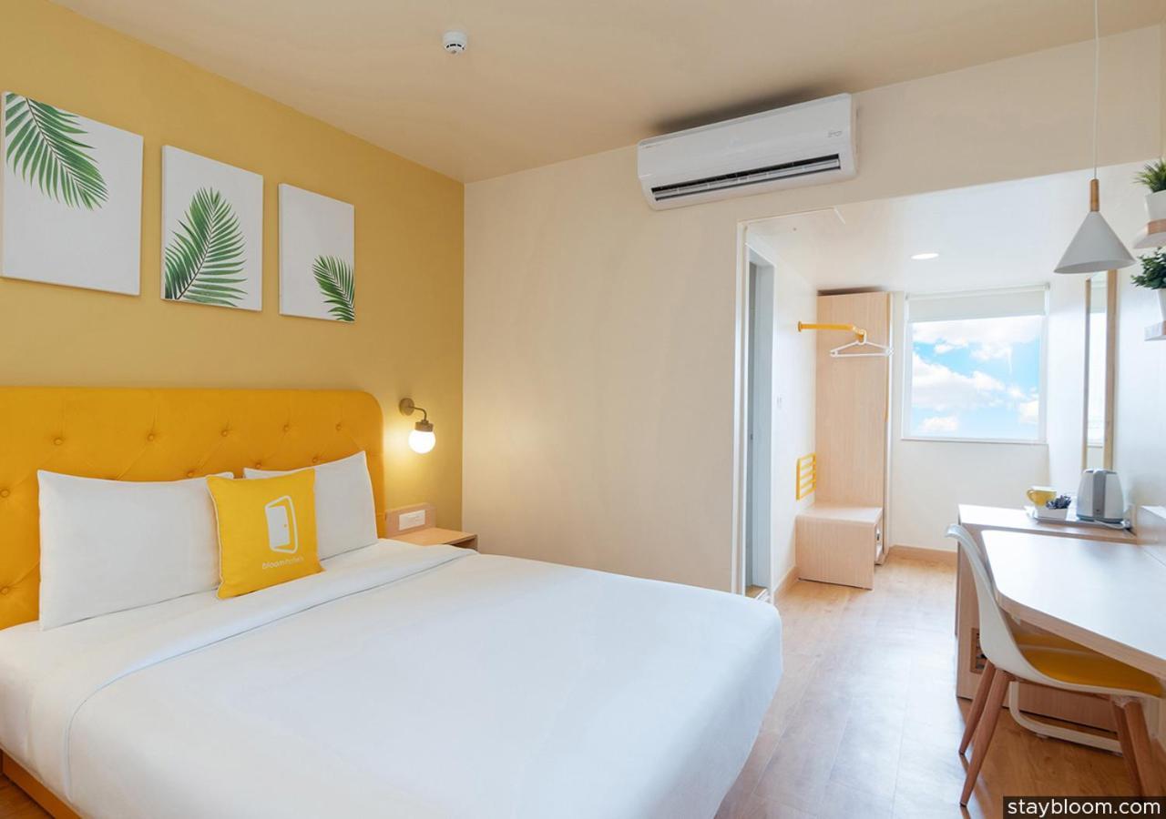 Bloom Hotel Financial District Hajdarábád Exteriér fotografie